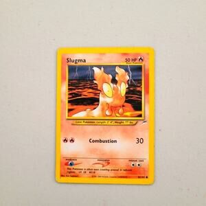Classic Slugma 82/105 Neo Destiny Common Pokemon Card